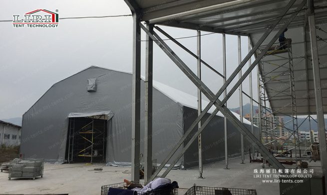 Industriezelt mit Stahlkonstruktion