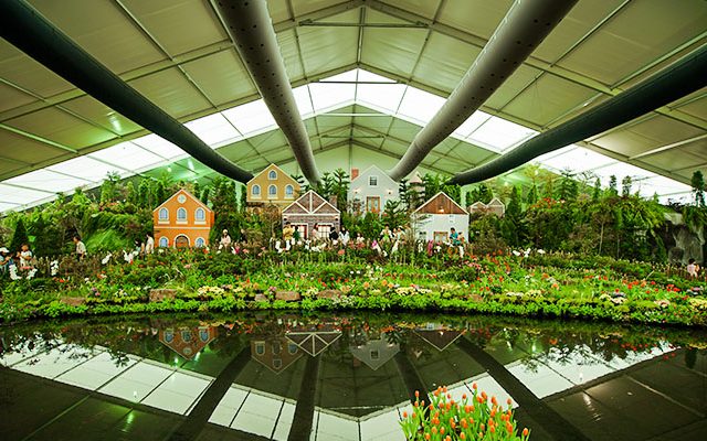 Video zum versetzbaren Blumenausstellungszelt