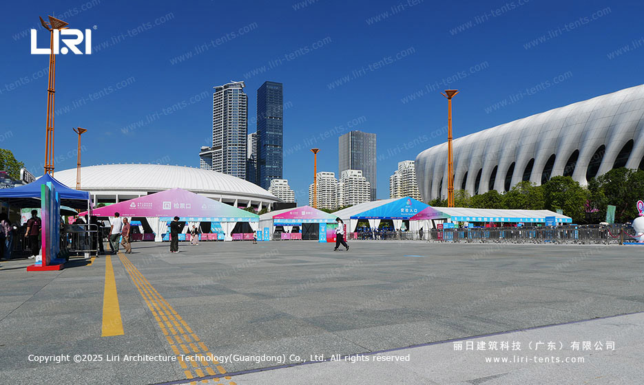 Pedestrian–vehicle separation tent setup